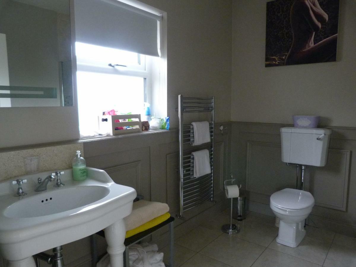 Bed and Breakfast Arvalee Retreat With Outdoor Hottub Ома Екстер'єр фото